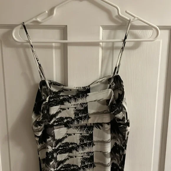 Mini Dress - Picture 4 of 7